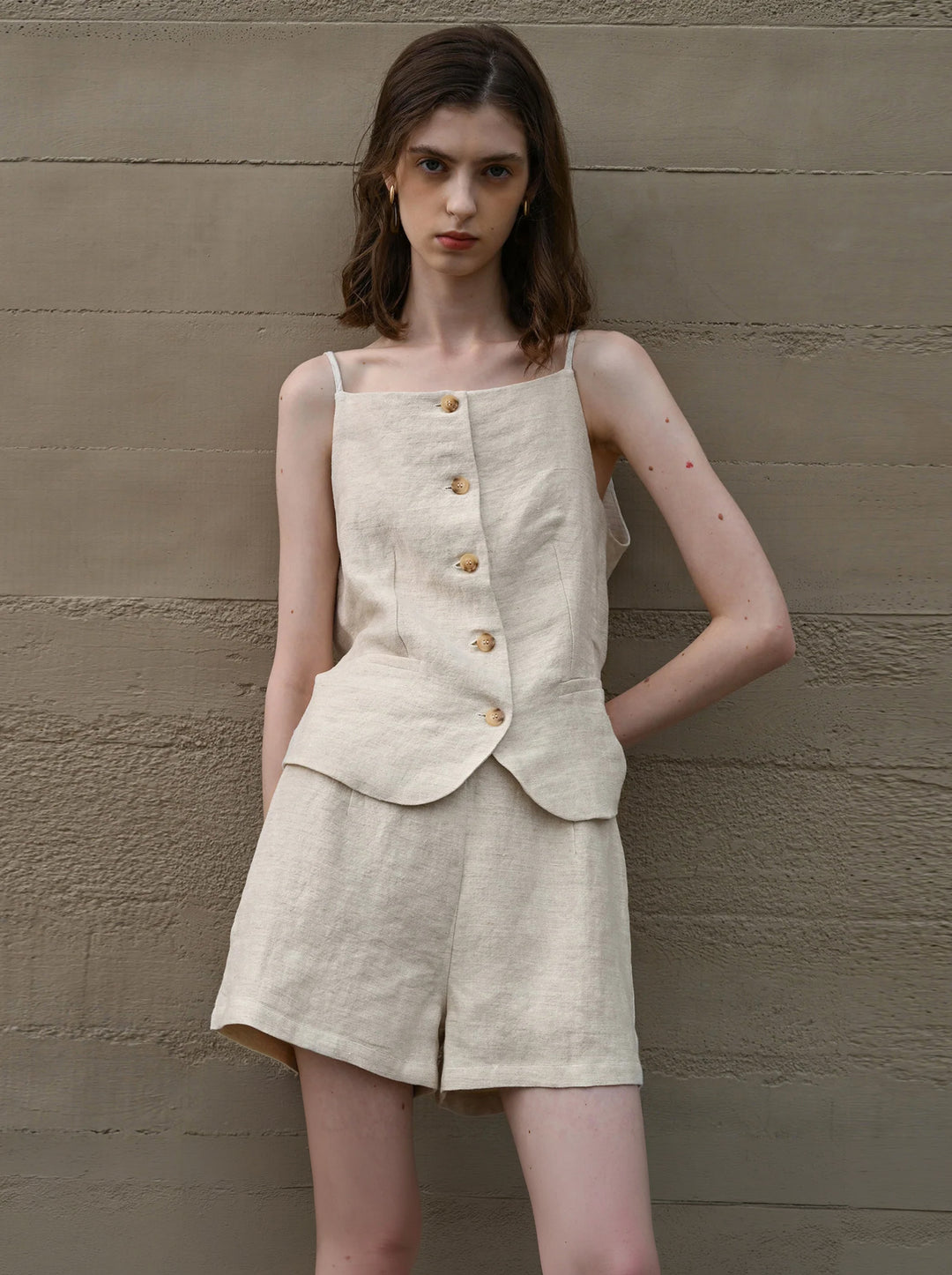 Damen High Waist Shorts aus reiner Leinen, garngefärbt, Old Money Stil, lässige Sommerhose, Nischendesign, gerades Bein