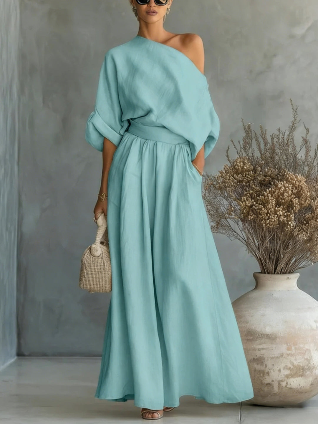 Sophisticated Asymmetry: The 2026 One-Shoulder Trousers Set